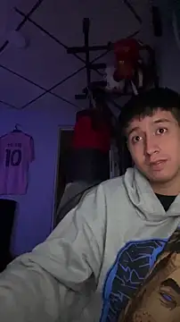 Stiven 017 online show from 02-19-26, 12:28