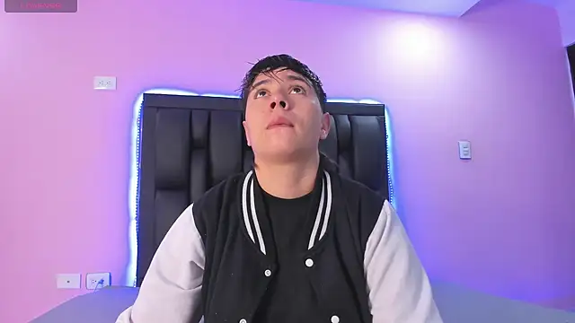 AbbySmiitth  online show from 02-22-25, 06:30