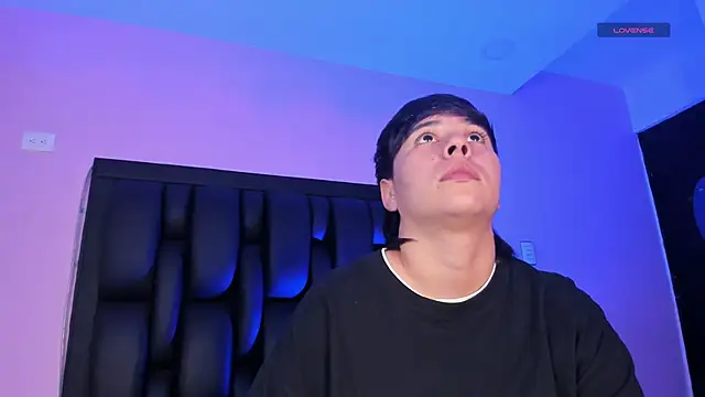 AbbySmiitth  online show from 03-11-25, 06:30