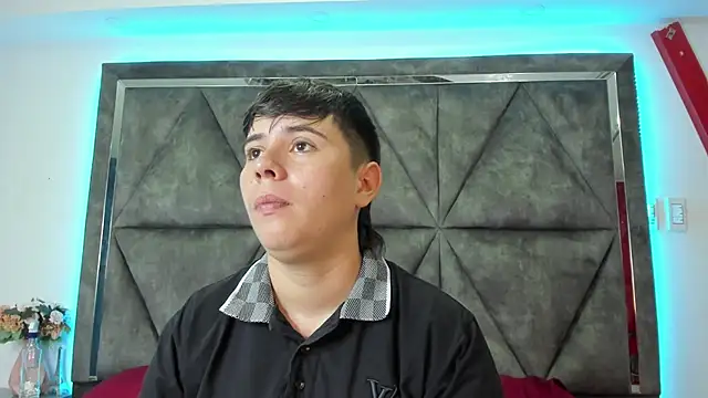 AbbySmiitth  online show from 02-02-26, 10:19