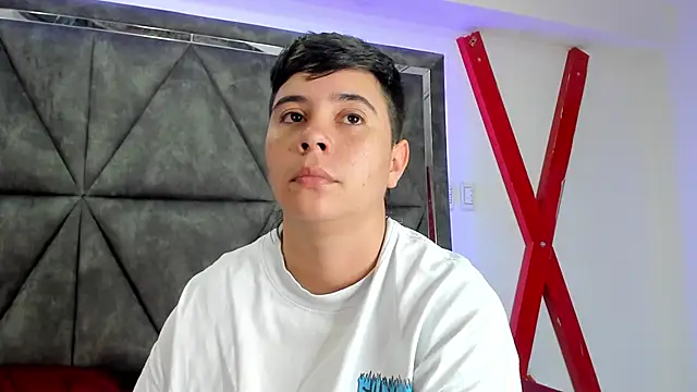 AbbySmiitth  online show from 03-11-26, 05:30