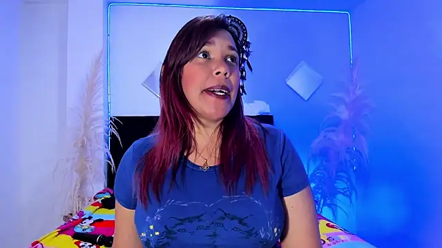 Snapshot of Hannahoney_ chatting on 01-24-25, 07:07 Hannahoney online show from 01-24-25, 07:07