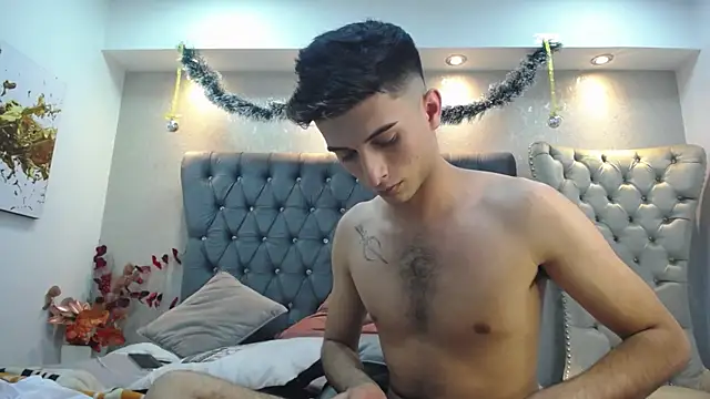 Snapshot of MrWilliseo chatting on 12-23-24, 09:40 MrWilliseo online show from 12-23-24, 09:40