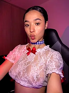 Crystal Dluna online show from 11-11-25, 09:26