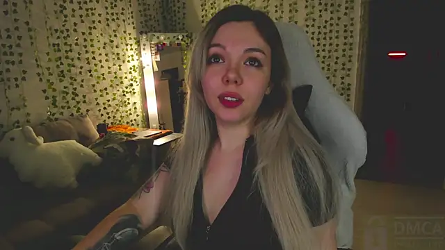 whoa-hoa-hoa-hoa-hoa online show from 02-22-26, 06:06