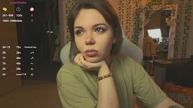 whoa-hoa-hoa-hoa-hoa online show from 04-18-26, 04:44