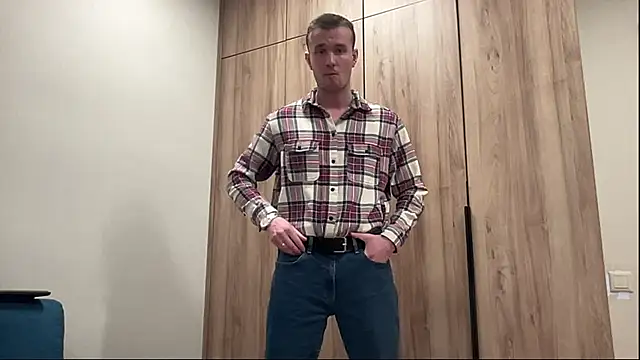 cute mark online show from 03-17-26, 06:44