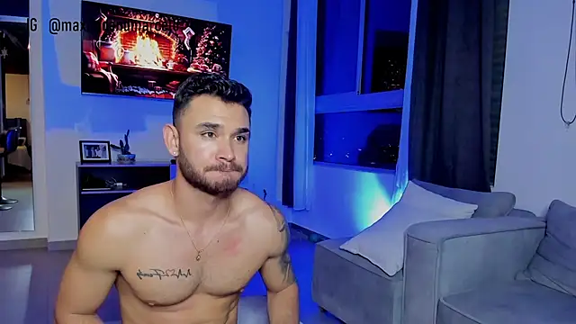 Snapshot of Maximo_Marcelo chatting on 12-03-24, 11:57 Maximo Marcelo online show from 12-03-24, 11:57