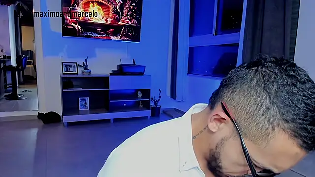 Snapshot of Maximo_Marcelo chatting on 12-04-24, 03:04 Maximo Marcelo online show from 12-04-24, 03:04
