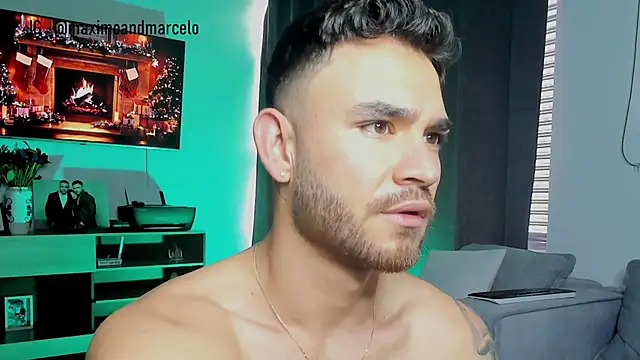 Snapshot of Maximo_Marcelo chatting on 12-22-24, 12:16 Maximo Marcelo online show from 12-22-24, 12:16