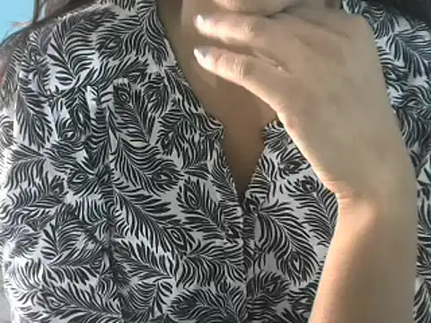 Snapshot of Nehasingh2024 chatting on 12-12-24, 05:52 Nehasingh2024 online show from 12-12-24, 05:52