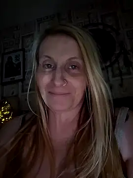 Snapshot of Northern_Tease chatting on 12-01-24, 11:04 Northern Tease online show from 12-01-24, 11:04