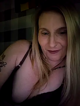 Snapshot of Northern_Tease chatting on 02-08-26, 10:57 Northern Tease online show from 02-08-26, 10:57