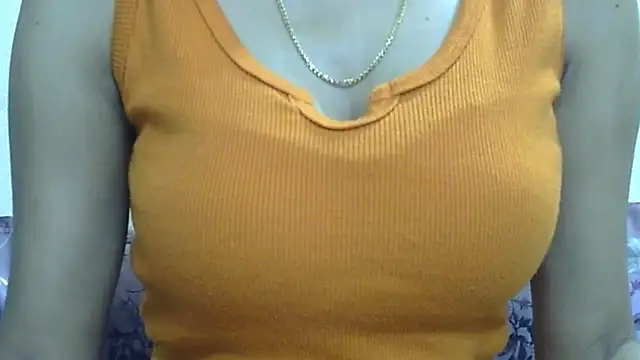 Snapshot of _FluffyHxney_ chatting on 05-30-26, 08:17 FluffyHxney online show from 05-30-26, 08:17