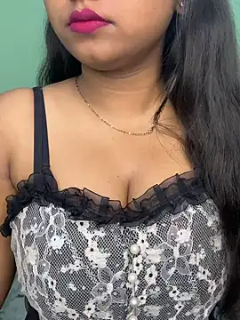 Snapshot of Ishaani_0 chatting on 07-10-26, 02:49 Ishaani 0 online show from 07-10-26, 02:49