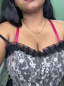 Snapshot of Ishaani_0 chatting on 07-10-26, 07:49 Ishaani 0 online show from 07-10-26, 07:49
