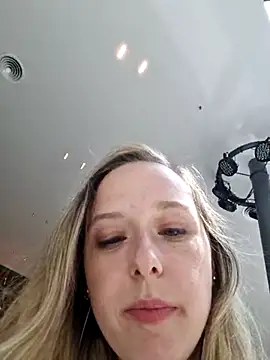 Snapshot of Public_Katrisha chatting on 12-16-24, 05:00 Public Katrisha online show from 12-16-24, 05:00