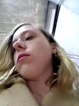Snapshot of Public_Katrisha chatting on 12-25-24, 04:32 Public Katrisha online show from 12-25-24, 04:32