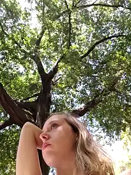 Snapshot of Public_Katrisha chatting on 01-15-25, 02:02 Public Katrisha online show from 01-15-25, 02:02