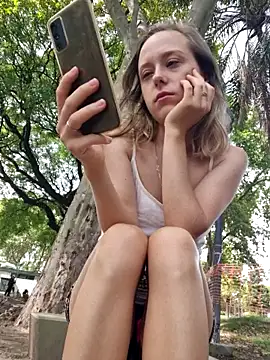 Snapshot of Public_Katrisha chatting on 02-14-25, 01:40 Public Katrisha online show from 02-14-25, 01:40