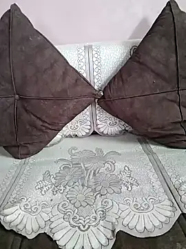 milf-kaira online show from 12-10-24, 07:26