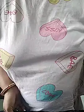 milf-kaira online show from 12-28-24, 04:30