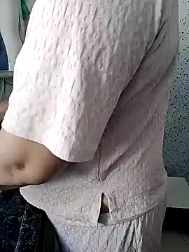 milf-kaira online show from 01-28-25, 04:29