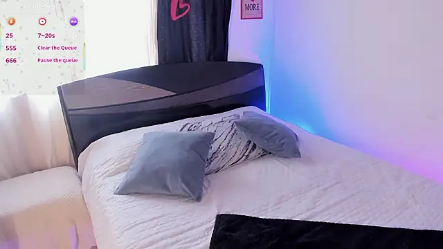 anhiahoney02 online show from 03-12-26, 04:46