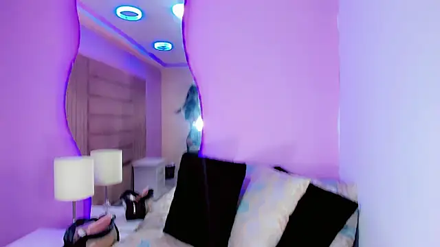 Shanelengel online show from 04-17-26, 09:29