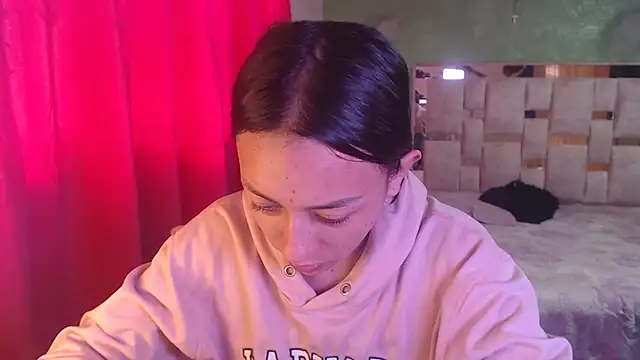 Little aphrodite online show from 11-29-25, 09:40