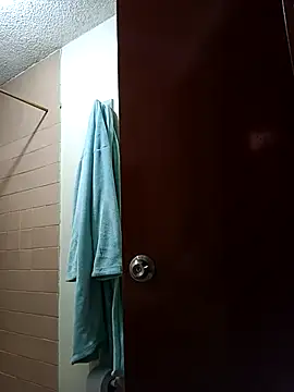 chloewildd  online show from 01-08-26, 10:01