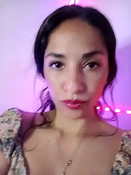 Snapshot of chloewildd_ chatting on 04-08-26, 10:32 chloewildd online show from 04-08-26, 10:32