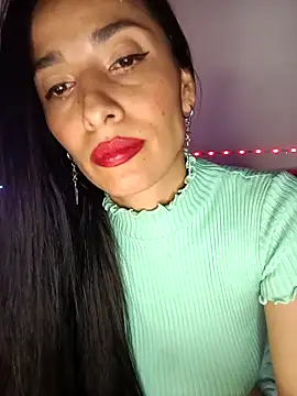 Snapshot of chloewildd_ chatting on 05-10-26, 10:26 chloewildd online show from 05-10-26, 10:26