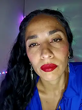 Snapshot of chloewildd_ chatting on 05-29-26, 03:37 chloewildd online show from 05-29-26, 03:37