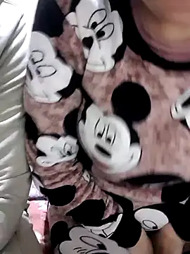 Snapshot of nouramaroc chatting on 01-11-25, 09:25 nouramaroc online show from 01-11-25, 09:25