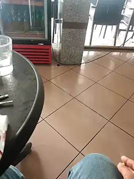 Snapshot of nouramaroc chatting on 02-15-25, 02:22 nouramaroc online show from 02-15-25, 02:22