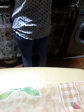 Snapshot of nouramaroc chatting on 10-21-25, 06:52 nouramaroc online show from 10-21-25, 06:52