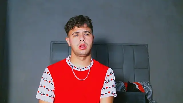 beautiful james online show from 01-24-25, 04:39