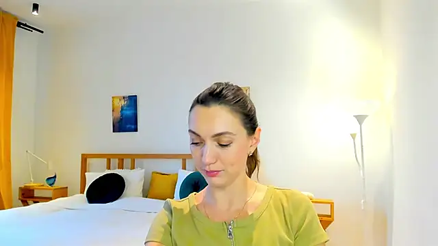 Snapshot of LovelyeeMia chatting on 12-10-24, 10:49 LovelyeeMia online show from 12-10-24, 10:49