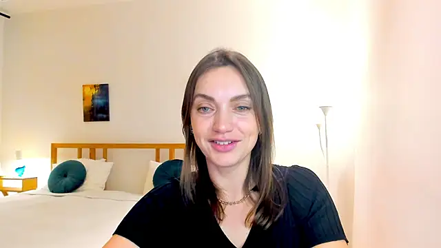 Snapshot of LovelyeeMia chatting on 12-11-24, 07:46 LovelyeeMia online show from 12-11-24, 07:46