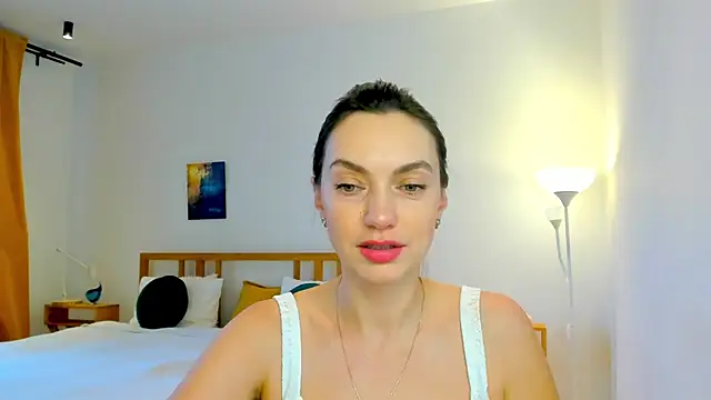 Snapshot of LovelyeeMia chatting on 12-12-24, 10:34 LovelyeeMia online show from 12-12-24, 10:34