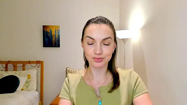 Snapshot of LovelyeeMia chatting on 12-24-24, 03:37 LovelyeeMia online show from 12-24-24, 03:37