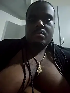 Snapshot of BigBossaNova69 chatting on 04-21-26, 08:42 BigBossaNova69 online show from 04-21-26, 08:42