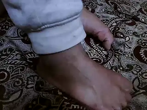 sexyguy1231 online show from 02-03-26, 05:40