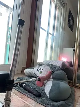 AlaskaLover online show from 04-14-26, 08:20