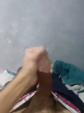 Juliano69xv online show from 03-19-25, 01:40