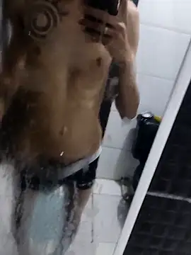 Juliano69xv online show from 03-22-25, 01:32