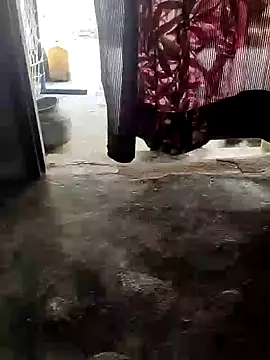 Snapshot of poojaji2024 chatting on 01-11-25, 03:44 poojaji2024 online show from 01-11-25, 03:44