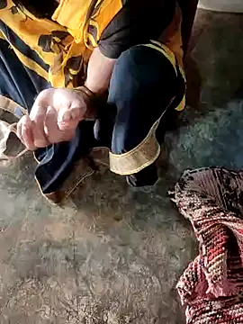 Snapshot of poojaji2024 chatting on 01-21-25, 06:22 poojaji2024 online show from 01-21-25, 06:22