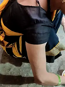 Snapshot of poojaji2024 chatting on 02-10-25, 07:04 poojaji2024 online show from 02-10-25, 07:04